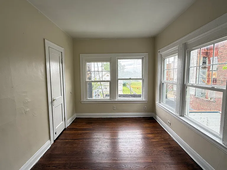 12305 Fairport Ave #2 — Photo 14