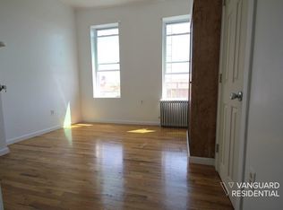 100 Linden St APT 2L, Brooklyn, NY 11221