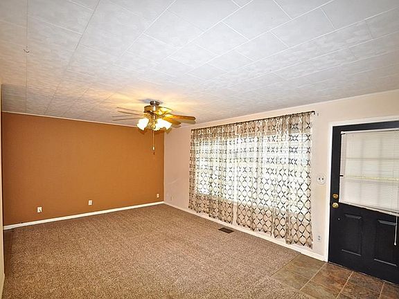 2nd image of 304 Marion Dr