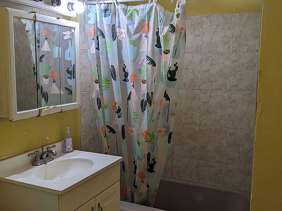 22 Royal St. #2 Boston (Allston) Shared Unit Photo 11