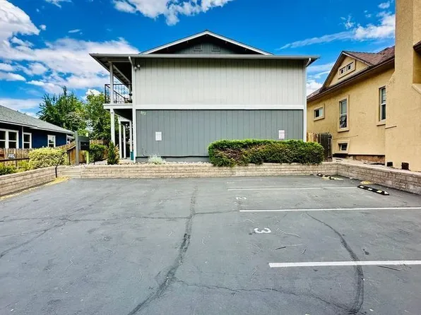 822 Holcomb Ave, Reno, NV