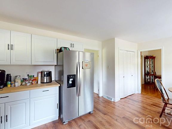 2nd image of 2605 Kimberly Dr