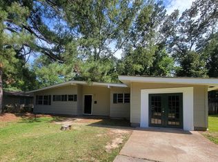 911 Berwood Dr, Jackson, MS 39206