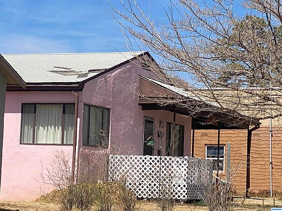 3rd image of 2307 N Yucca St