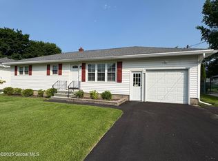 27 Crisafulli Dr, Albany, NY 12205