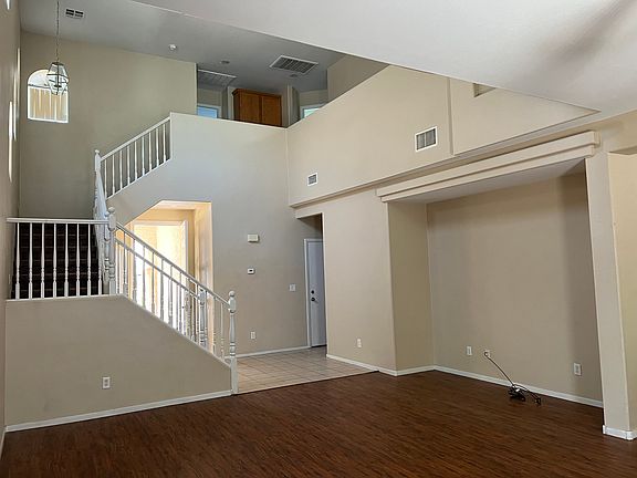 5th image of 9471 Perennial View Ave