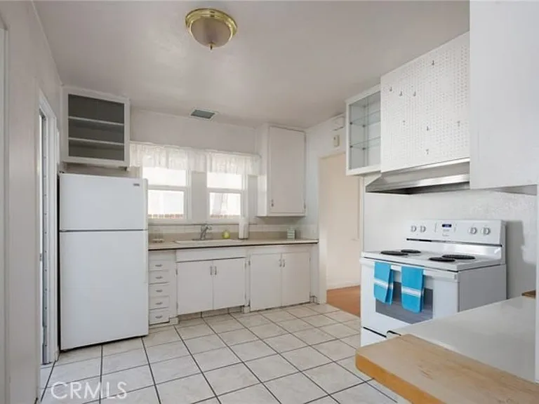 4211 Elmwood Ct — Photo 4