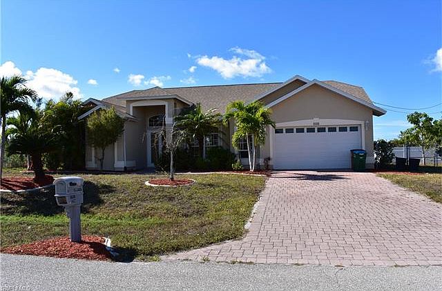 1st image of 734 NW 38th Pl