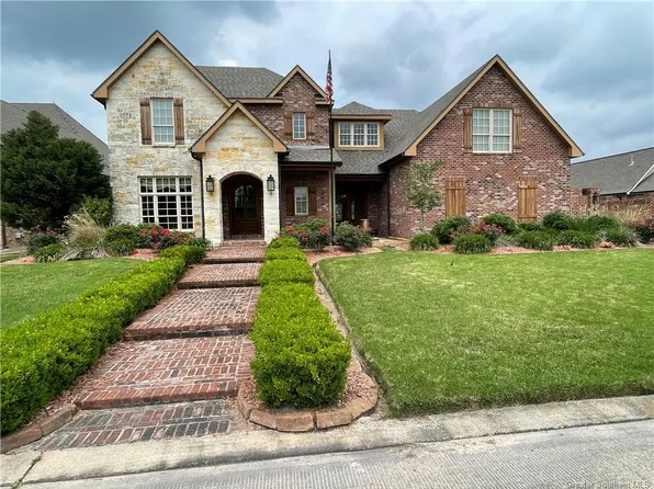 4606 Angelle Dr, Sulphur, LA 70663