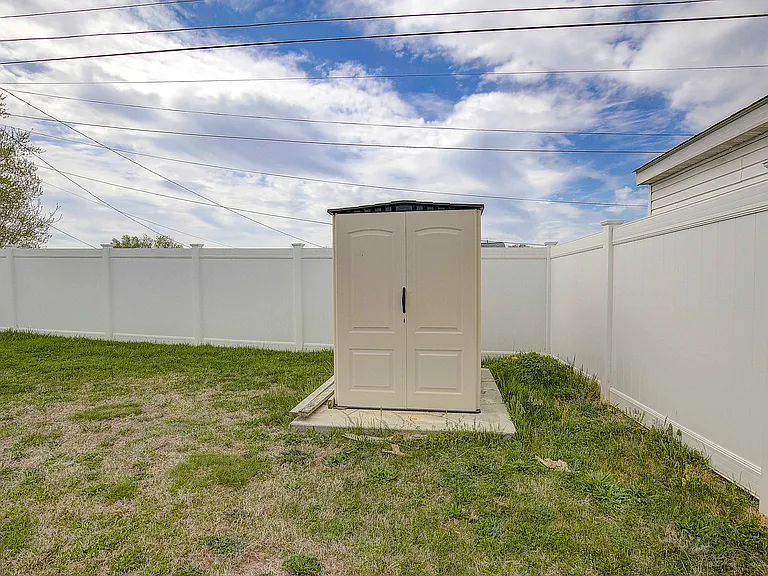 1622 Tieman Dr — Photo 19