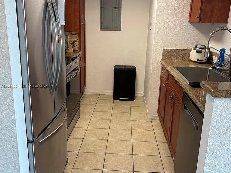 36 NW 6th Ave #802 — Photo 3