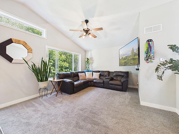 5th image of 38377 Hunters Ridge Trl