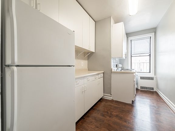 3rd image of 7714 Bay Pkwy APT 5H