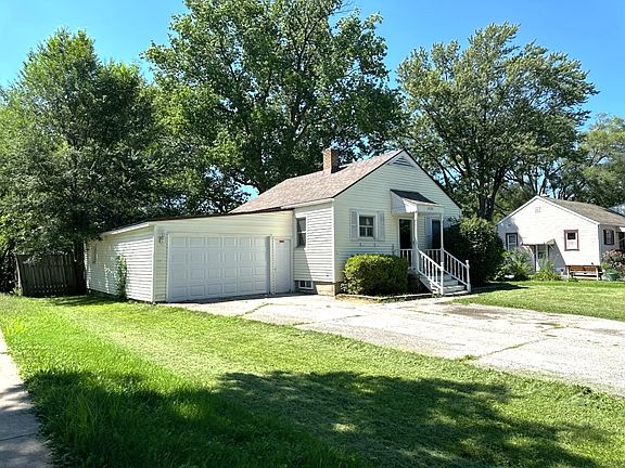 2nd image of 7520 Marshall St
