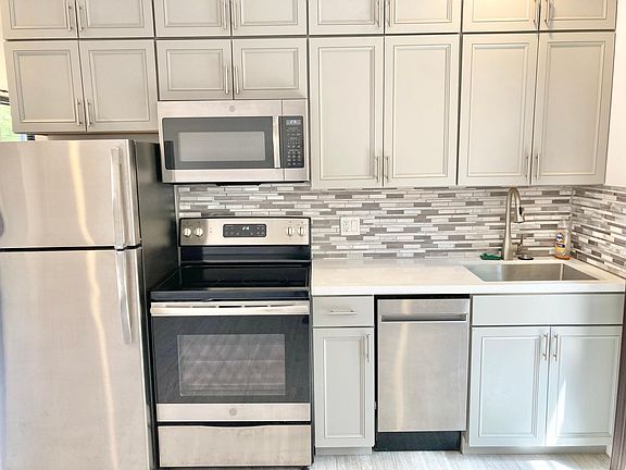 5th image of 133 E Ocotillo Ave #4A