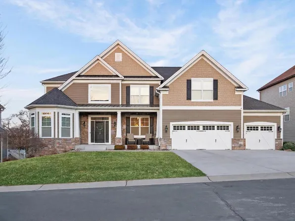 9889 Frederick Pl, Eden Prairie, MN 55347