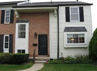3287 Bolgos Cir, Ann Arbor, MI 48105
