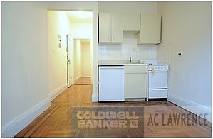 1st image of 228 E 36th St #2