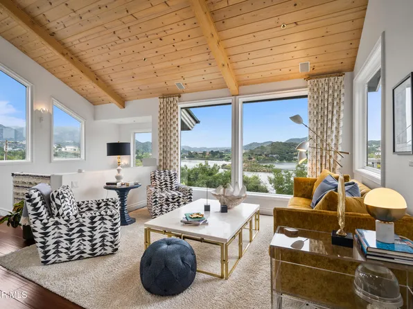 454 Upper Lake Rd, Thousand Oaks, CA 91361