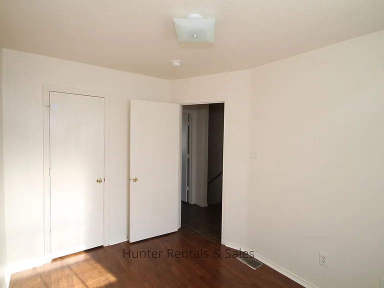 4506B Jeff Scott Dr — Photo 9