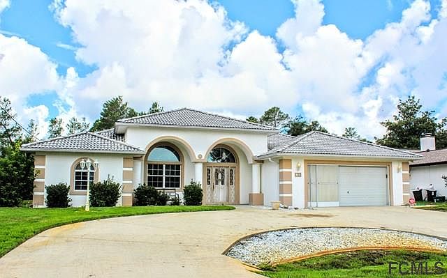1st image of 12 Fallwood Ln