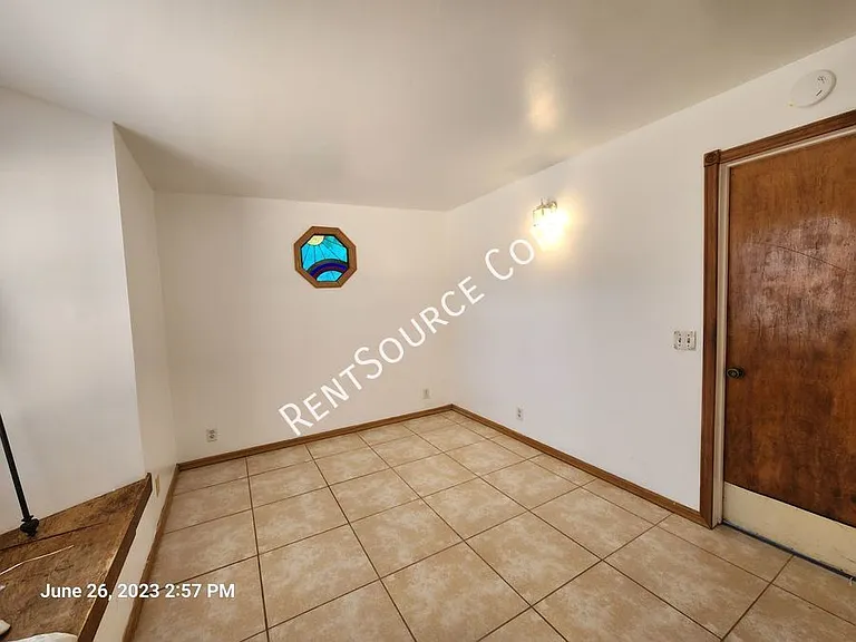 4842 W Avenue M4 — Photo 5