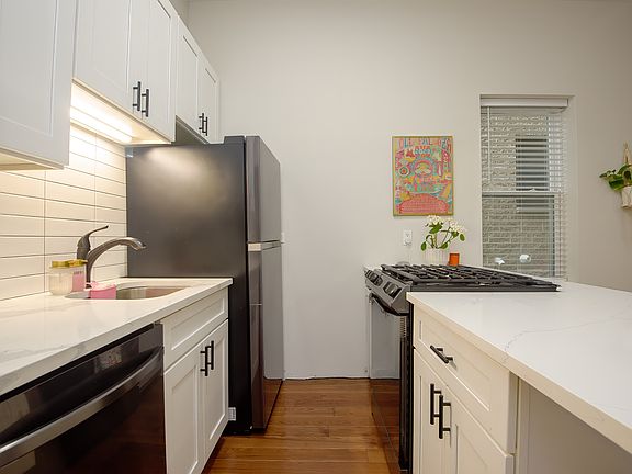 5th image of 3505 N Sheffield Ave APT 1R