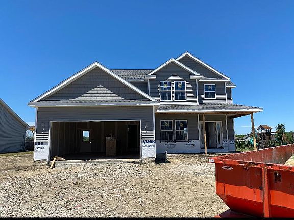 2nd image of 106 Summerbrook Dr