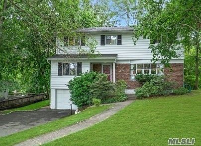 1st image of 9 Wren Dr