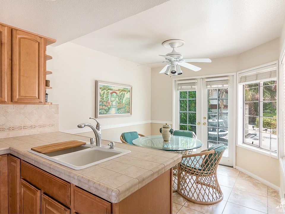 2nd image of 103 Vitoria Ln