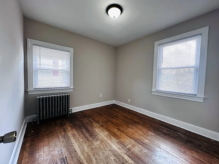160 Dupont Cir #A — Photo 13