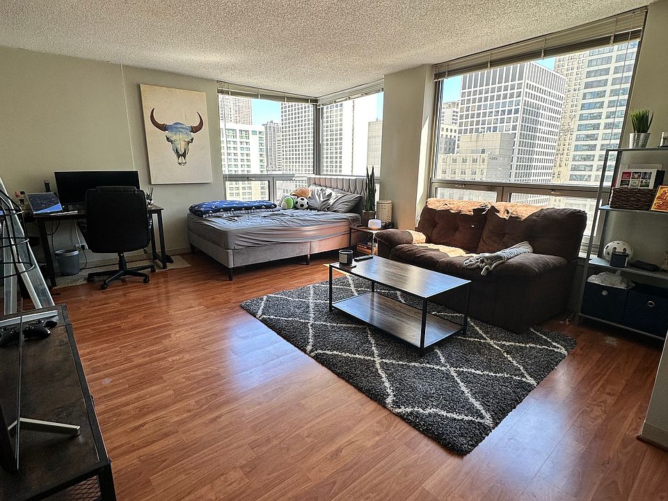 1st image of 440 N Wabash Ave APT 1910