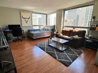440 N Wabash Ave APT 1910, Chicago, IL 60611
