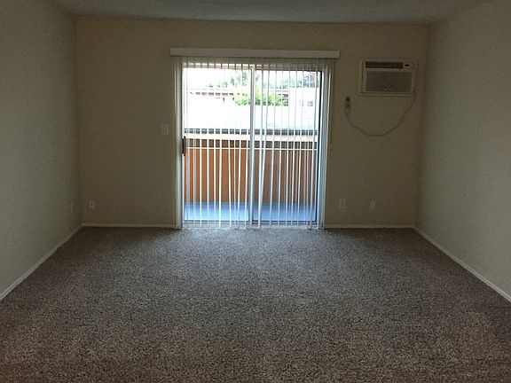 3rd image of 4550 Overland Ave APT 228