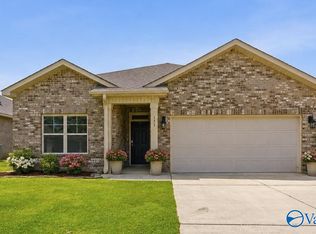 133 Rolling Green Dr, New Market, AL 35761