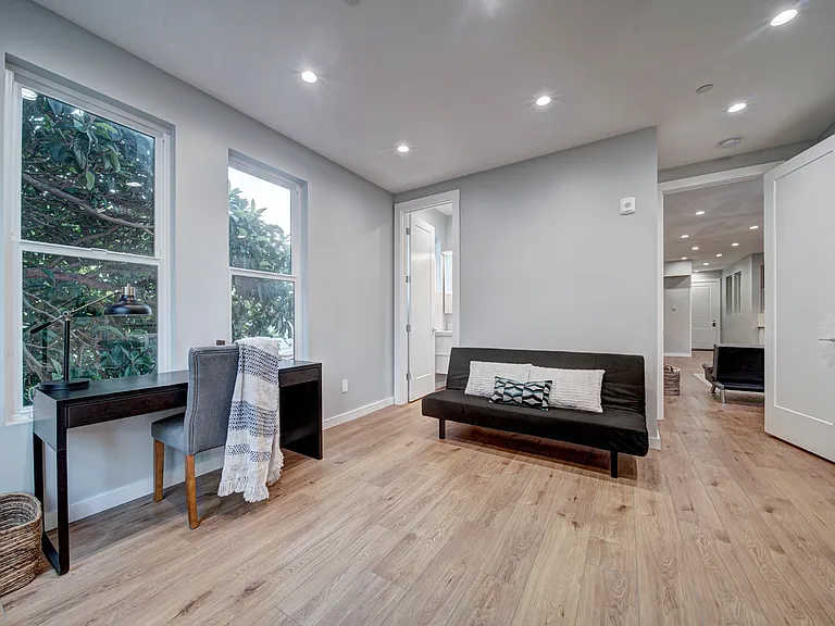 3481 Mission St #1 — Photo 11
