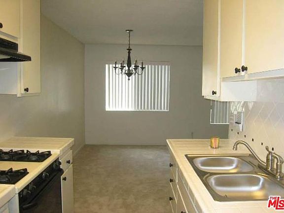 4th image of 2141 S Bentley Ave APT 203