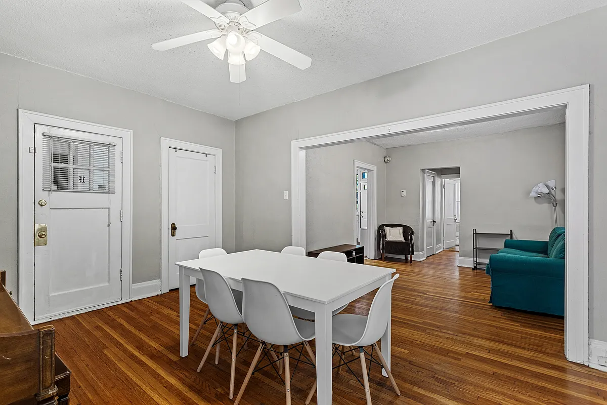 Building Photo - 6655 Kingsbury Blvd #1E