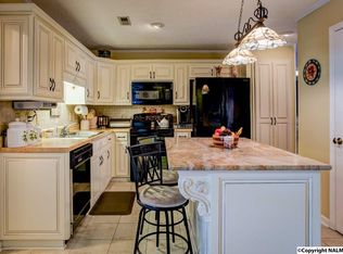 102 Patra Dr, Madison, AL 35758