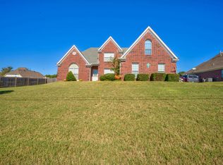 55 Brookwood Cir, Oakland, TN 38060