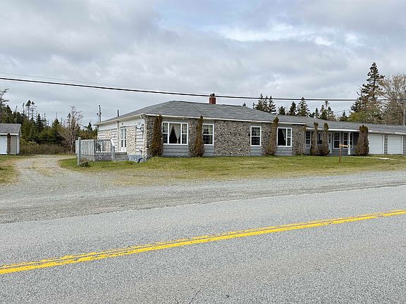 3rd image of 16989 Highway 7