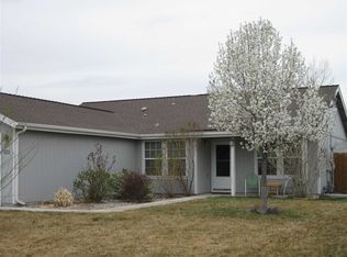 651 Angela St, Fernley, NV 89408