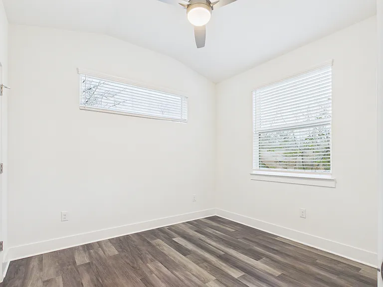 6102 Caddie St #B — Photo 26
