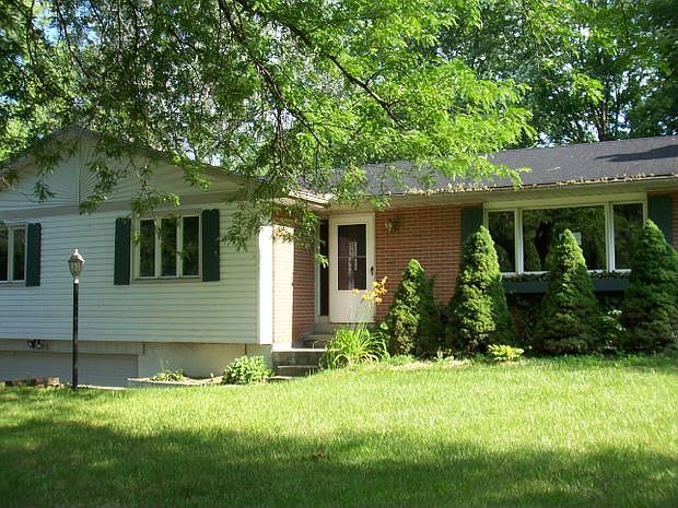 1st image of 2540 Echo Valley Dr