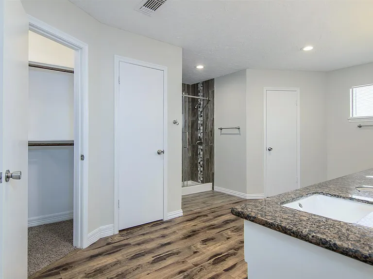 2716 Pine Cone Ln — Photo 19