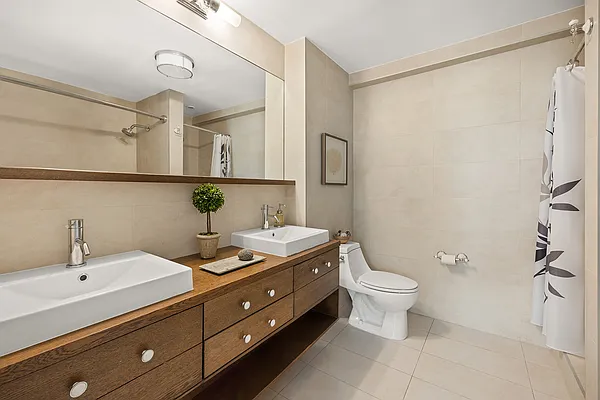 Sold by Corcoran | media 6