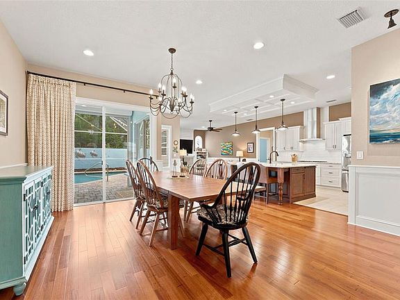 4th image of 2407 DANA DRIVE