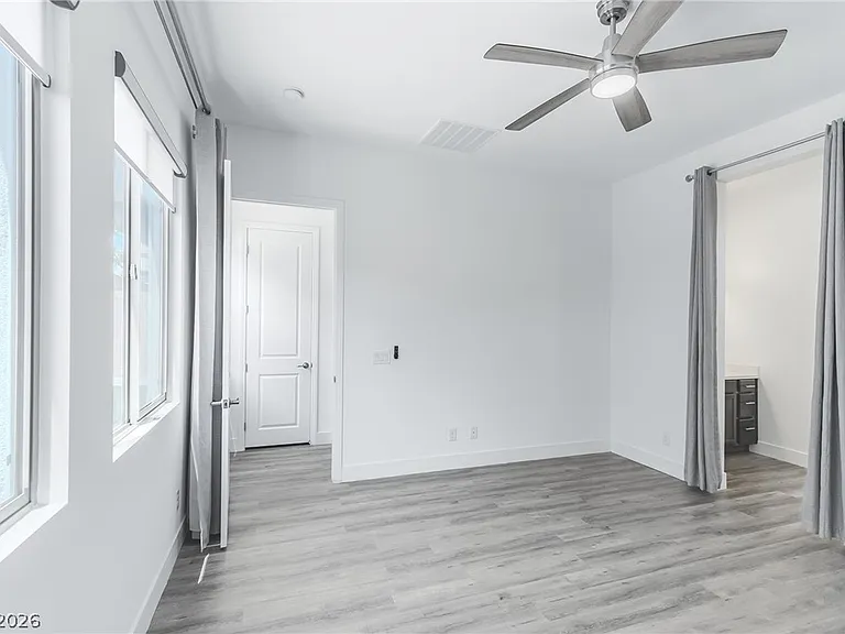 7267 Lovelock Cave Ct — Photo 12