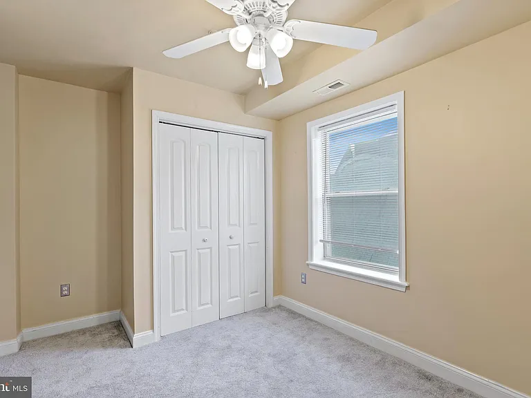 922 Madison St NW #304 — Photo 13