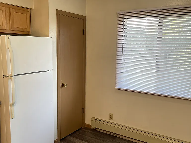 444 S Johnson St #6S — Photo 3